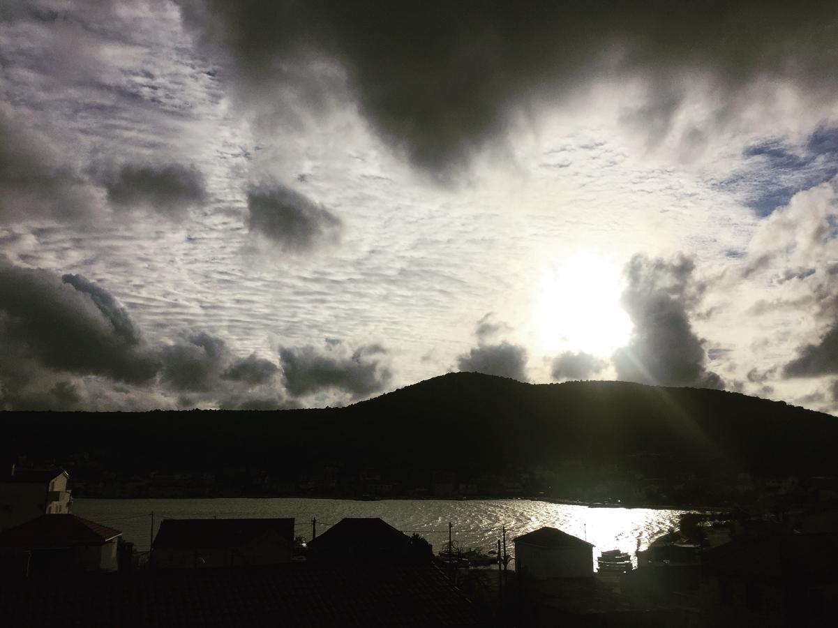 Apartment Laguna Vinišće Dış mekan fotoğraf